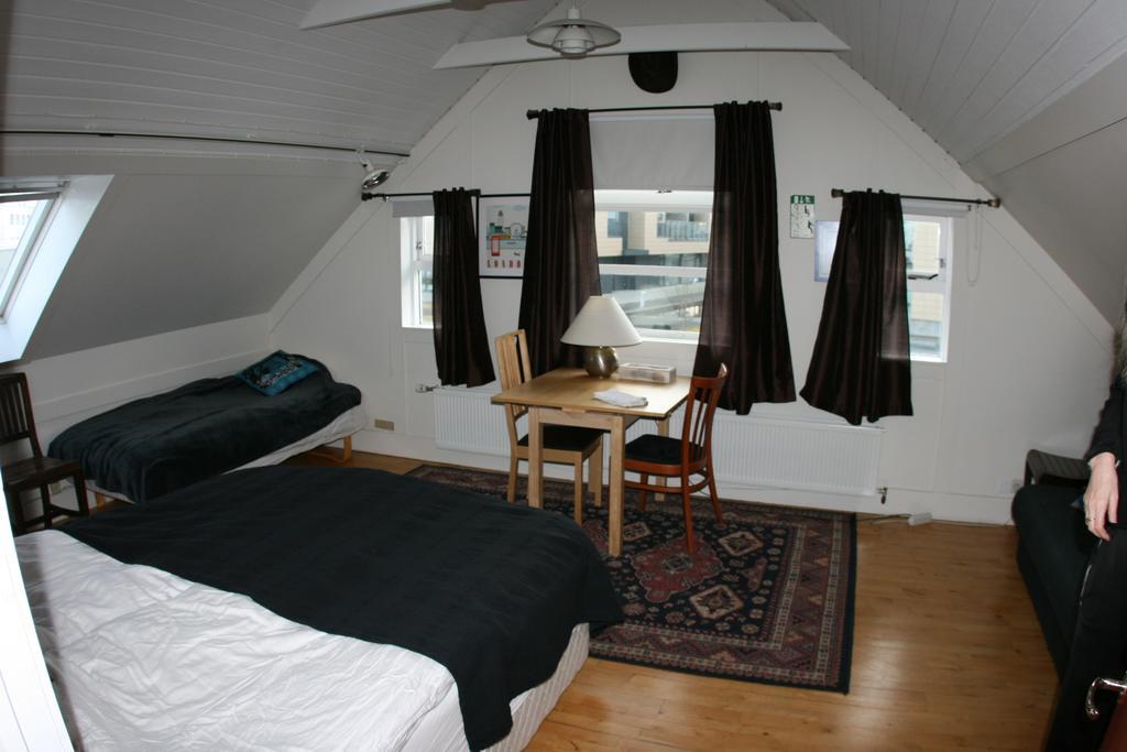 Harbourfront Guesthouse Hafnarfjörður Δωμάτιο φωτογραφία